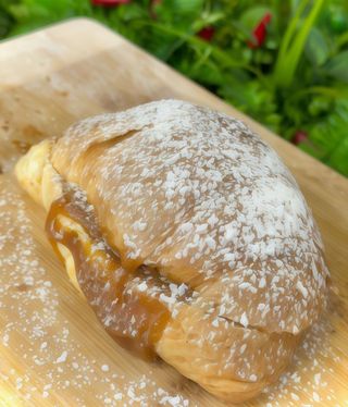 Cornetto crema latte bufala e gusto a scelta