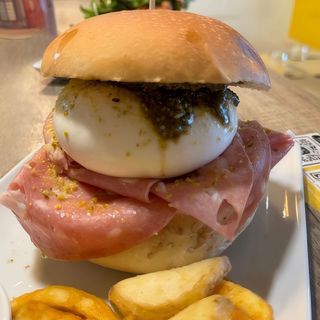 Burrata Burger