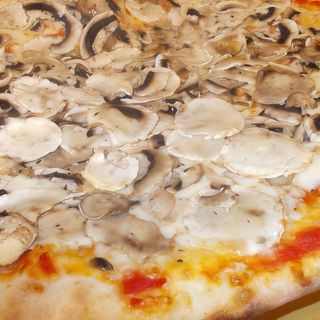 Pizza funghi