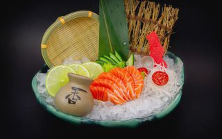 A001 - Sashimi sake 4 pezzi