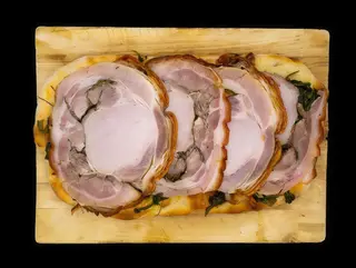 Pinsa Porchetta e cicorietta