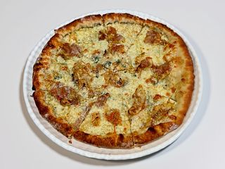 Quattro formaggi (Bianca)