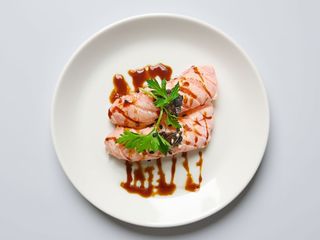 82 Nigiri sake tartufo 2 pezzi