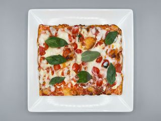 Pizza ai 3 pomodori