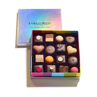 Cofanetto regalo 16 praline - Edizione Speciale 15 anni