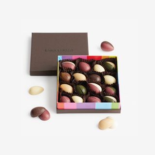 Cofanetto regalo 16 ovettini