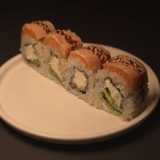 Akira roll