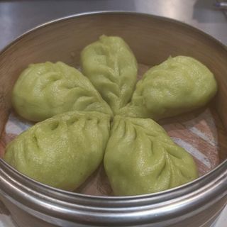 Ravioli con verdure al vapore