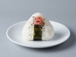 31 Onigiri tonno avocado