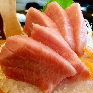 766 Sashimi tonno toro 4pezzi