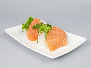 75. Sashimi misto - 15 pezzi