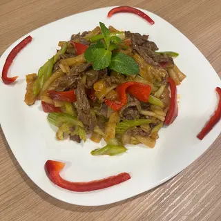 N1 Pasta fritta con manzo