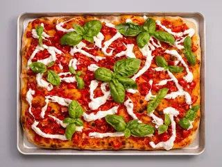 Pomodorini e stracciatella - 1/4 teglia