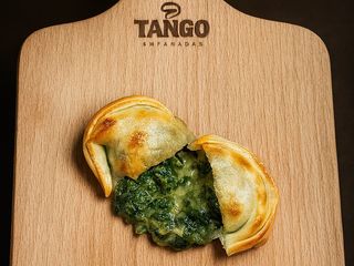 Empanada di spinaci