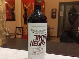 Tinto Negro- Vino Malbec Argentino