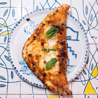 CALZONE NAPOLETANO AL FORNO