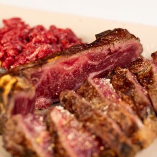 BISTECCA + TARTARE+ BEVANDA