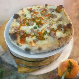 Salsiccia peperoni e provola