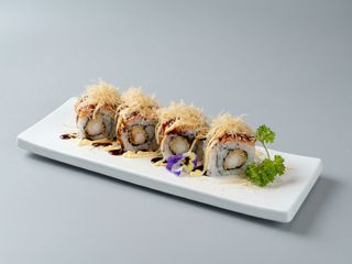 43. Uramaki tiger roll