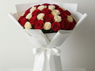 BOUQUET ROSE BIANCHE E ROSSE