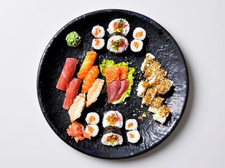 346 Sushi sashimi mix