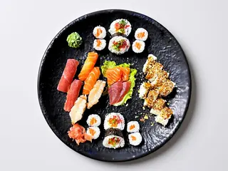 340 Nigiri mix