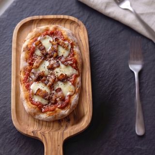 Pinsa Amatriciana