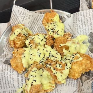 Pollo fritto con senape e miele