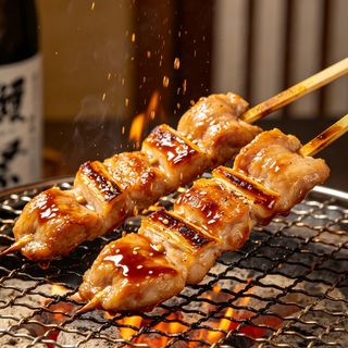 Spiedini di pollo alla griglia con salsa teriyaki