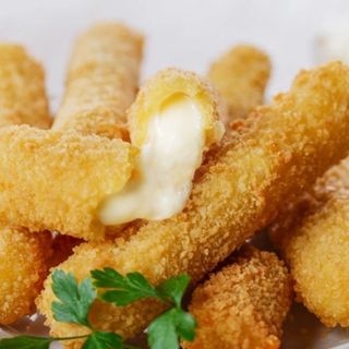 33-MOZZARELLA STICKS (6pz)