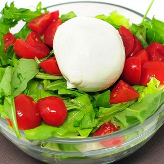 Insalata mediterranea 