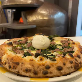 Pizza salsiccia e friarielli