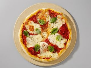 Margherita con provola e pepe