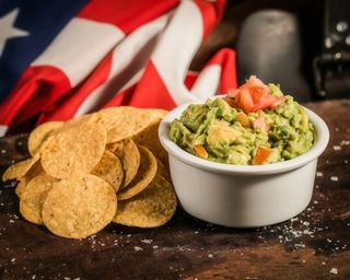 Home made guacamole & chips