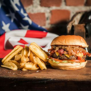 Onion bacon cheese burger