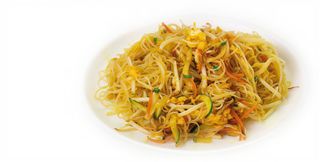 223. Spaghetti di riso con gamberi