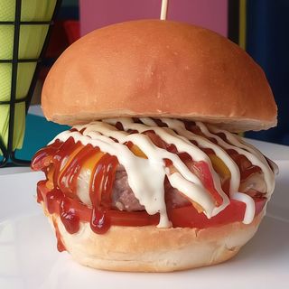 American Cheeseburger