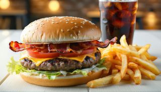 Menù bacon cheeseburger