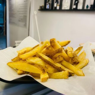 Patate fresche fritte