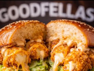 SMASH MOZZARELLA CORNFLAKS