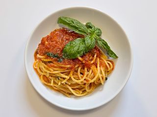 Spaghetti al pomodoro e basilico