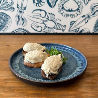 Crostini con Dentice 