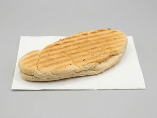 Panino crudo e mozzarella