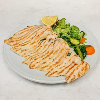 Petto di pollo ai ferri con verdure dell'orto
