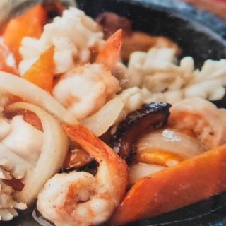 93-Gamberetti pollo e calamari