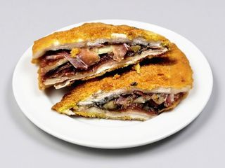 Menù lubianske con bacon e provola