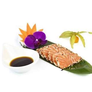 TaTaki Salmone