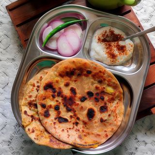 Mix Paratha Thali