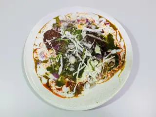 Aloo Tikki Chat