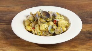 Gnocchi fatti in casa alle vongole veraci